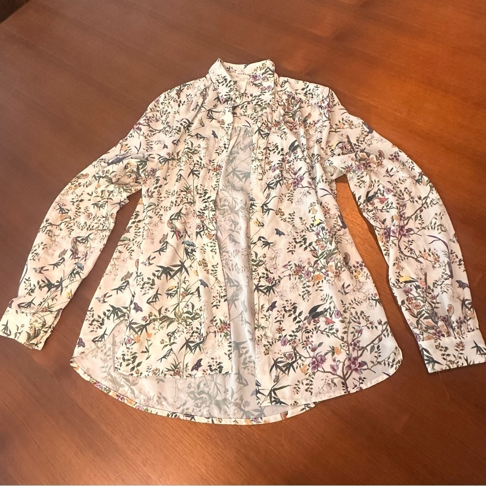 H&M Women’s Floral Birds Blouse Size 2 Small - Picture 3 of 12